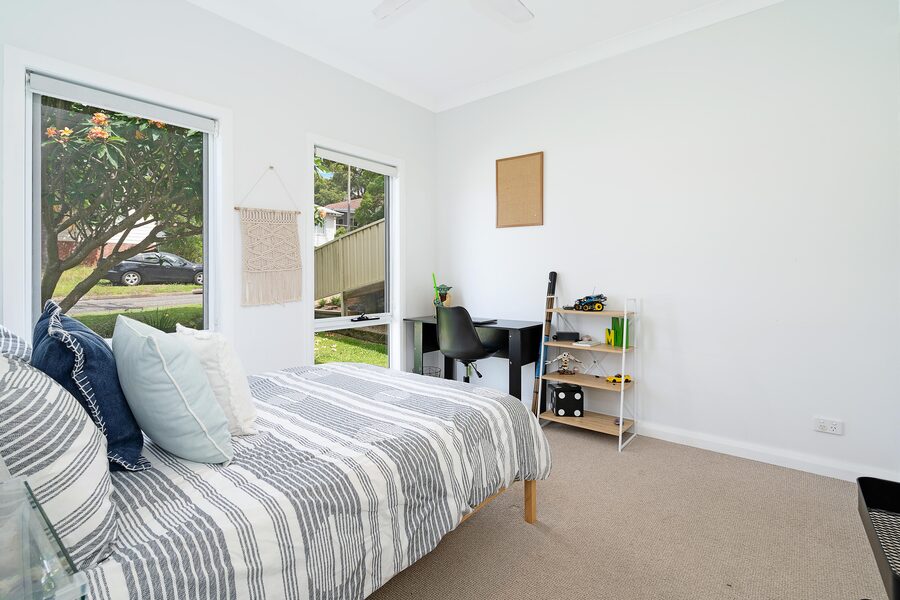 Master bedroom with garden outlook