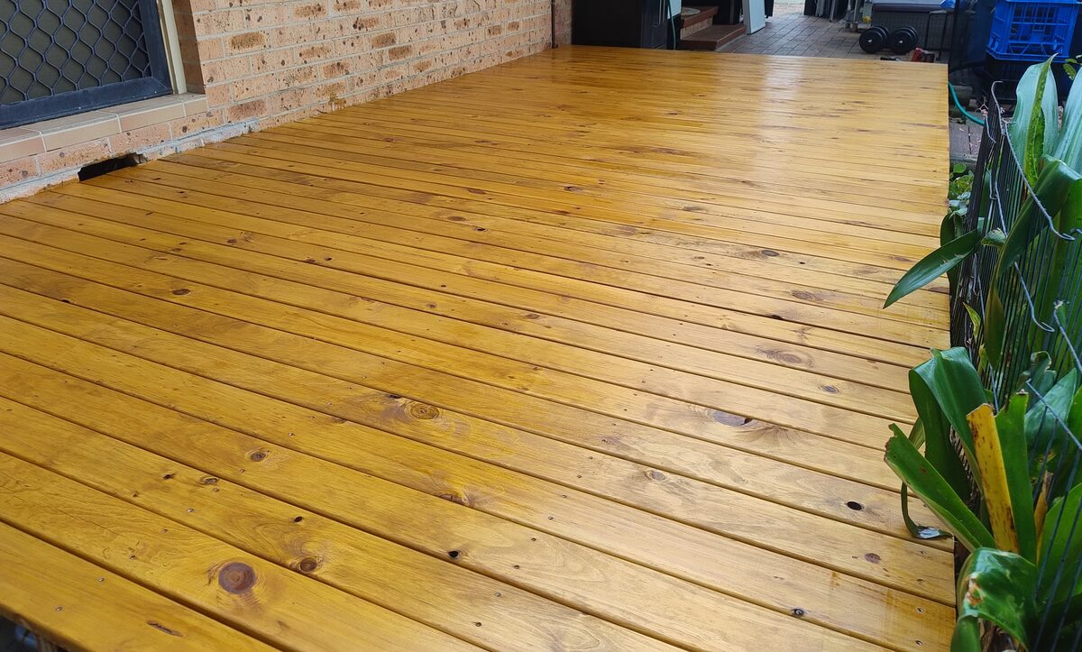 Low deck